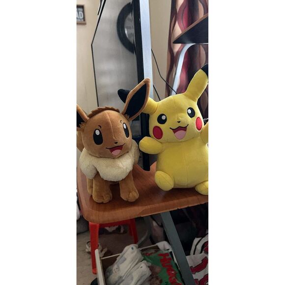 Pokemon 8" Eevee & Pikachu Plush 2-Pack - Officially Licensed - Let's Go Starte - Picture 9 of 15